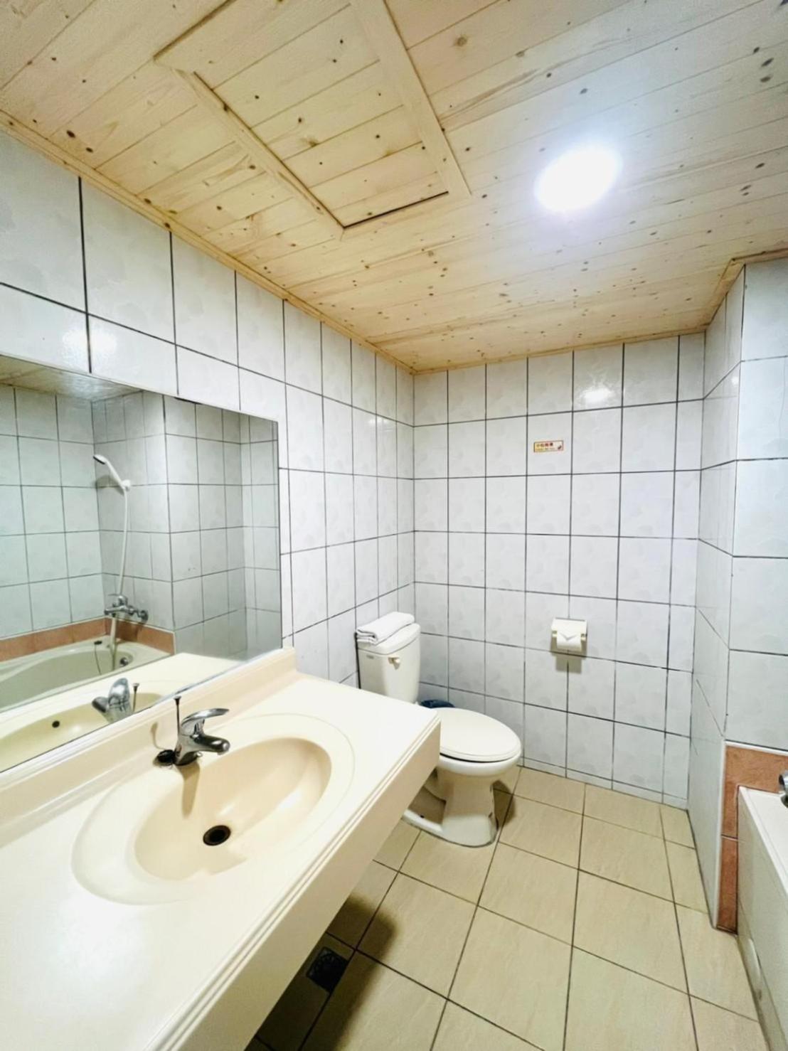 Yawan Hotel Wenquan Εξωτερικό φωτογραφία